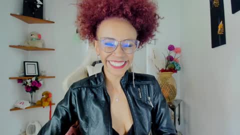 Scarlett online show from December 2024 10:29:01 PM