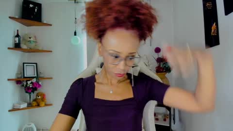 Scarlett online show from January 2025 10:19:01 PM