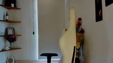 Scarlett online show from January 2025 09:21:01 PM