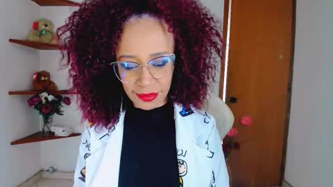 Scarlett online show from October 2025 09:10:02 PM