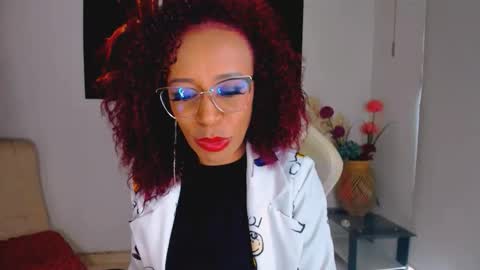 Scarlett online show from October 2025 09:24:01 PM