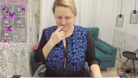 Snapshot of scarlettsoft chatting on November 2025 05:18:01 AM Scarlett online show from November 2025 05:18:01 AM