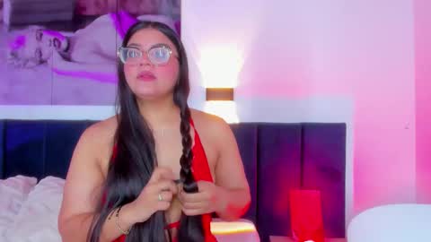 Snapshot of scarlettwhitmore chatting on November 2025 12:05:02 PM Scarlett Whitmore online show from November 2025 12:05:02 PM