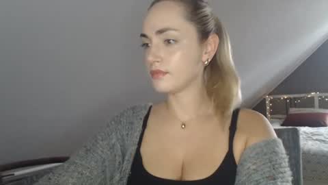 ScarlettxBlonde online show from July 2026 06:27:02 AM