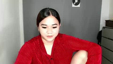 Snapshot of scarletvamp chatting on May 2026 04:21:02 AM scarletvamp online show from May 2026 04:21:02 AM