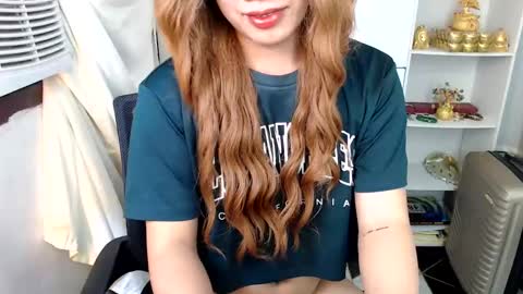 Queen Scarlet online show from December 2024 09:24:01 AM