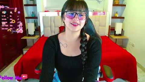 scarllet online show from March 2025 12:04:02 PM