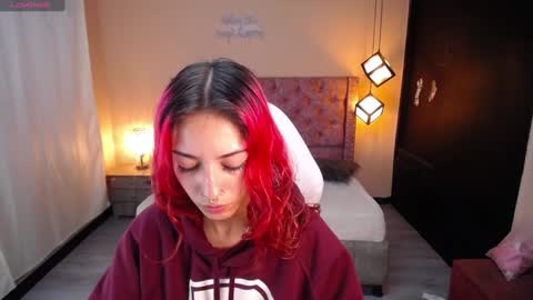 Snapshot of scarllett_bdsm chatting on January 2025 09:45:02 AM Scarllett online show from January 2025 09:45:02 AM