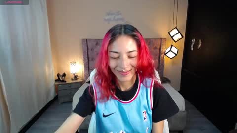 Snapshot of scarllett_bdsm chatting on January 2025 03:37:01 AM Scarllett online show from January 2025 03:37:01 AM