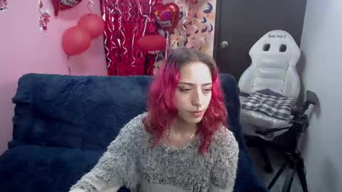 Snapshot of scarllett_bdsm chatting on February 2025 08:17:01 AM Scarllett online show from February 2025 08:17:01 AM