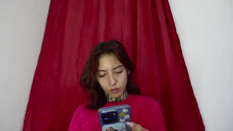 Snapshot of scarllett_bdsm chatting on February 2026 04:55:02 AM Scarllett online show from February 2026 04:55:02 AM