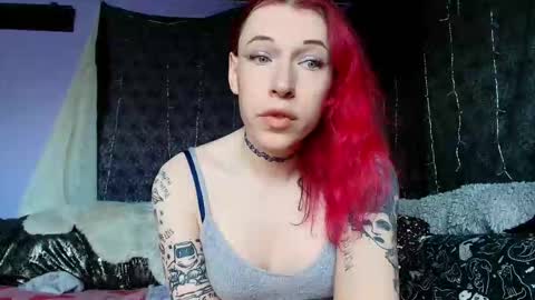 Sarah Bones online show from February 2026 03:19:02 PM