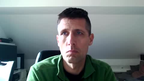 Snapshot of schnuckigeil chatting on February 2025 12:47:01 PM Dildomen online show from February 2025 12:47:01 PM