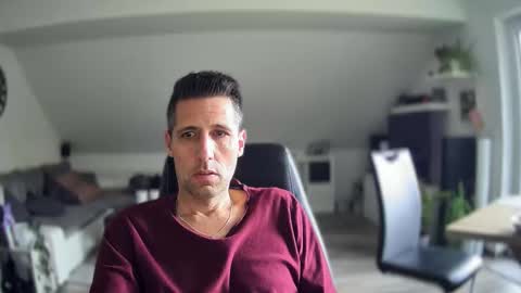 Snapshot of schnuckigeil chatting on December 2025 01:09:01 PM Dildomen online show from December 2025 01:09:01 PM