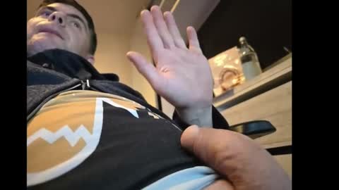 schosch01 online show from December 2024 09:09:02 PM