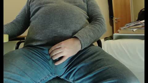 Mick online show from December 2024 04:11:01 PM