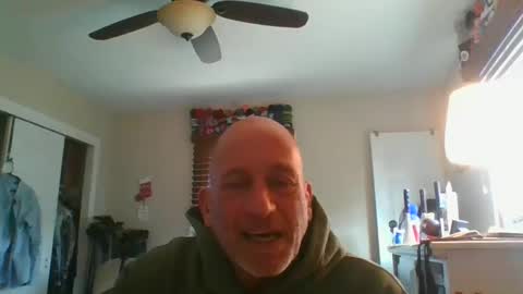 Snapshot of scitt126 chatting on March 2025 03:56:01 PM scitt126 online show from March 2025 03:56:01 PM