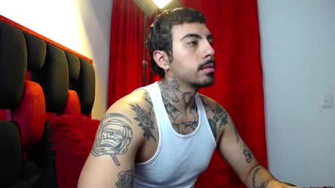 Snapshot of scockpion_ chatting on April 2026 06:31:02 AM Alejandro help me to reach 200 thumps up online show from April 2026 06:31:02 AM