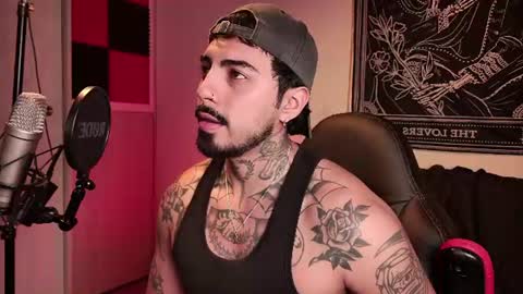 Snapshot of scockpion_ chatting on June 2026 07:33:02 AM Alejandro help me to reach 200 thumps up online show from June 2026 07:33:02 AM