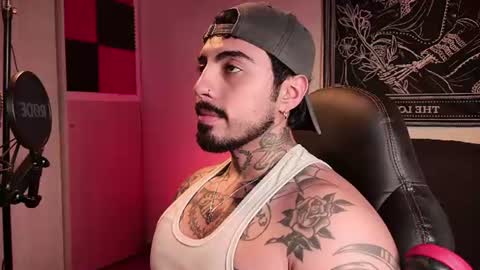 Snapshot of scockpion_ chatting on June 2026 06:36:02 AM Alejandro help me to reach 200 thumps up online show from June 2026 06:36:02 AM
