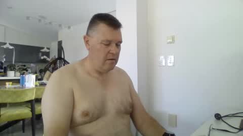 Snapshot of scoobs71 chatting on November 2025 02:12:02 AM Scoobs online show from November 2025 02:12:02 AM