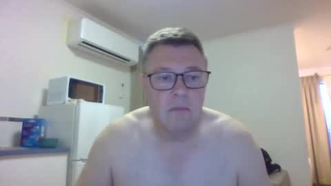 Snapshot of scoobs71 chatting on February 2026 08:43:02 AM Scoobs online show from February 2026 08:43:02 AM