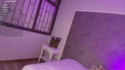 Scott  online show from November 2025 07:02:02 PM