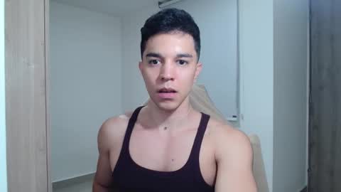 Snapshot of scott_brasher1 chatting on January 2025 10:23:01 PM Twitter Scott brasher1 Instagram Camiloestuardo2 online show from January 2025 10:23:01 PM