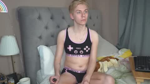 danny online show from April 2026 09:15:01 PM