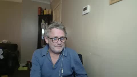 James online show from November 2025 09:58:01 PM