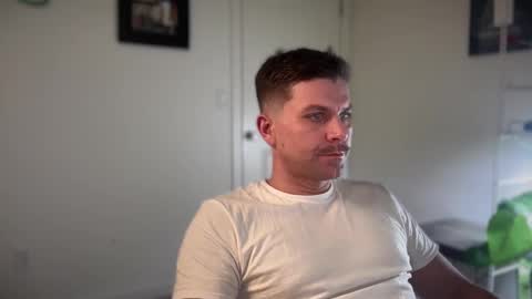 Snapshot of scottybeam chatting on January 2025 02:49:02 AM Scotty online show from January 2025 02:49:02 AM