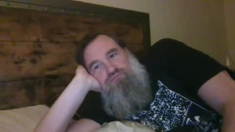 Snapshot of scottybobbit chatting on February 2026 04:05:02 AM Scott online show from February 2026 04:05:02 AM