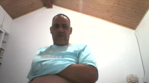 scubi007 online show from October 2025 02:40:01 PM