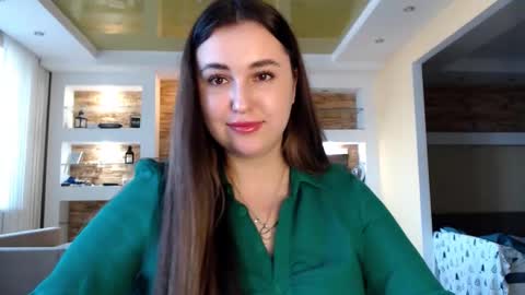 Snapshot of sea_cocktail chatting on February 2025 01:50:02 PM Elizabeth online show from February 2025 01:50:02 PM