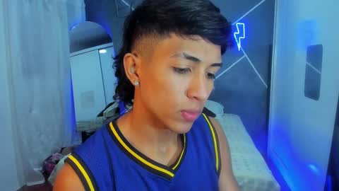 Sean Scoth online show from February 2025 05:01:01 AM