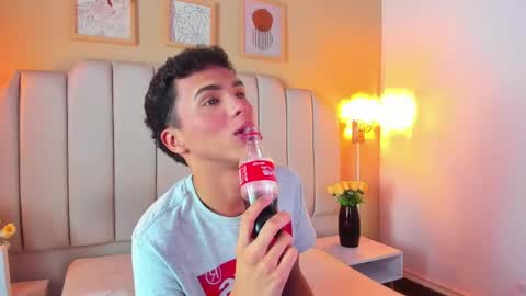 Sean online show from October 2025 04:02:02 AM