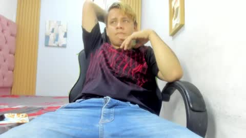 sebas_boycum19 online show from April 2026 02:05:01 AM