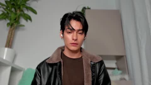 sebastian online show from January 2025 06:19:02 AM