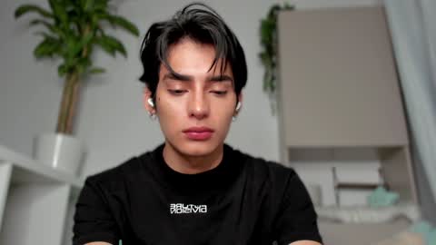 sebastian online show from January 2025 07:39:02 AM