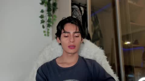 sebastian online show from March 2025 02:01:02 AM