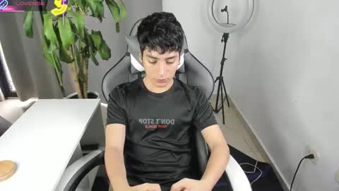 Snapshot of sebas_rosse chatting on March 2026 03:42:01 PM sebastian online show from March 2026 03:42:01 PM