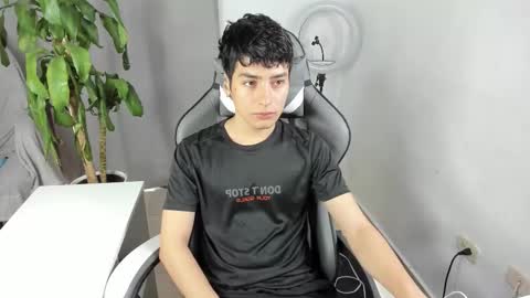 Snapshot of sebas_rosse chatting on March 2026 03:49:02 PM sebastian online show from March 2026 03:49:02 PM