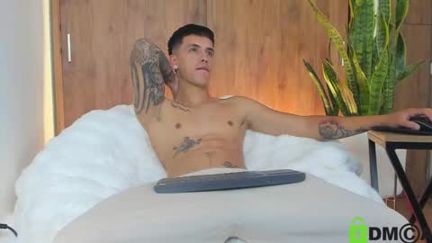 Snapshot of sebas_w01 chatting on February 2026 01:35:02 AM sebastian online show from February 2026 01:35:02 AM