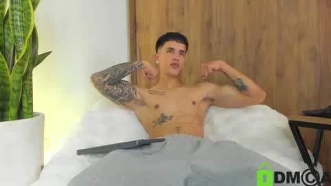 Snapshot of sebas_w01 chatting on March 2026 02:17:01 AM sebastian online show from March 2026 02:17:01 AM