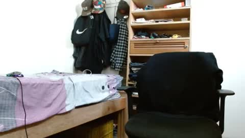 Sebas online show from February 2025 07:57:02 PM