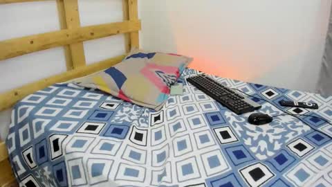 Snapshot of sebastian_0422 chatting on December 2025 03:48:01 AM sebastian 0422 online show from December 2025 03:48:01 AM