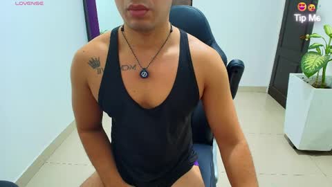 juan  sebastian online show from March 2026 12:39:02 PM