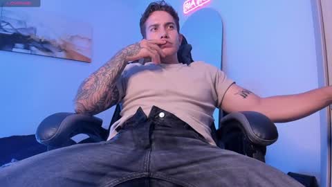 Lucian Sinclair online show from January 2025 12:11:01 AM