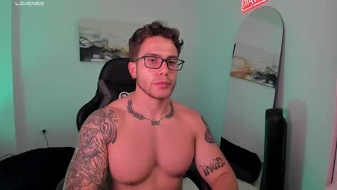 Lucian Sinclair online show from February 2025 12:30:01 AM