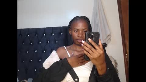 sebatrishaa online show from November 2025 11:45:01 AM